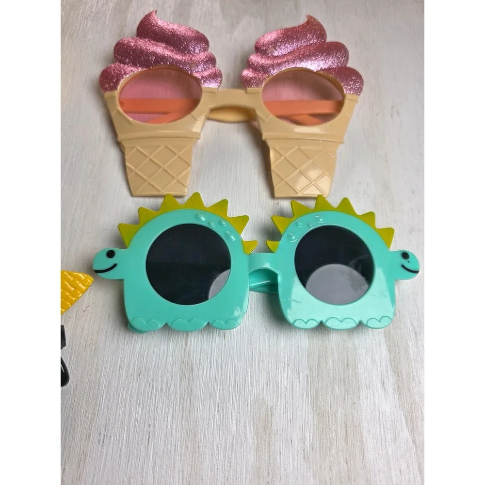 Kids Novelty Party Sunglasses Lot 4 Pack Pineapple Ice Cream Sombrero Dinosaur